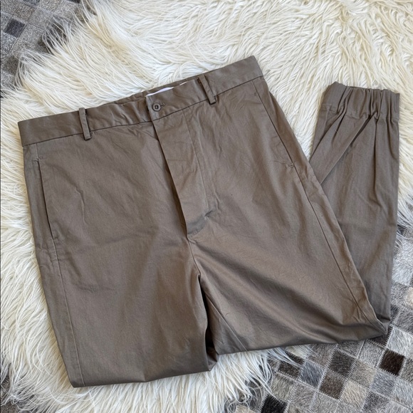 CH Carolina Herrera men’s pants size 34